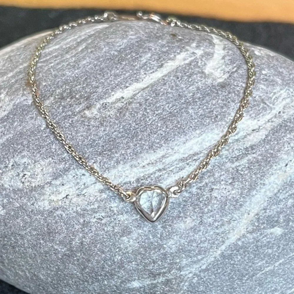 Avon Kids / Juniors Heart Bracelet Silver Tone
